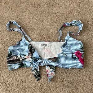 LF Seek the Label Front Tie Crop Top